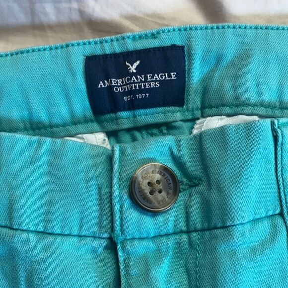 NEW American Eagle Shorts - Picture 4 of 6